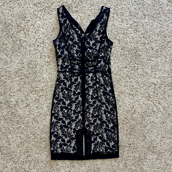 Antonio Milani Women’s Navy/White Floral Lace Maybelle Dress. Size 4. Like-New! - Picture 3 of 11